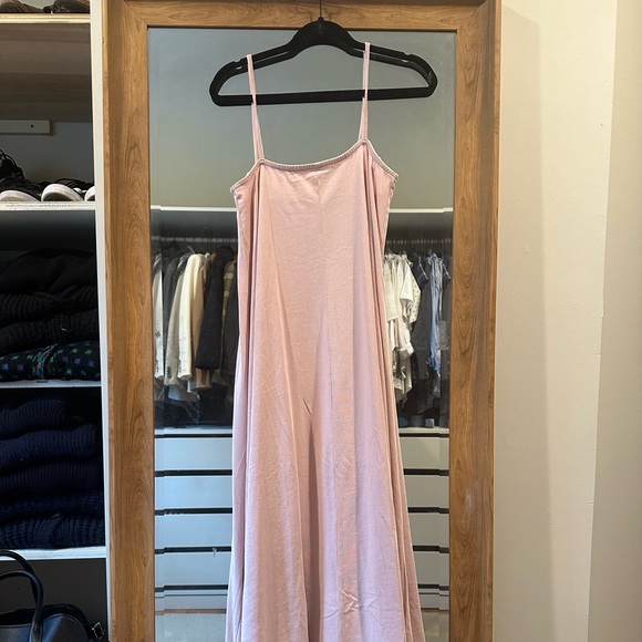 cotton-like soft pink maxi dress - Picture 2 of 2